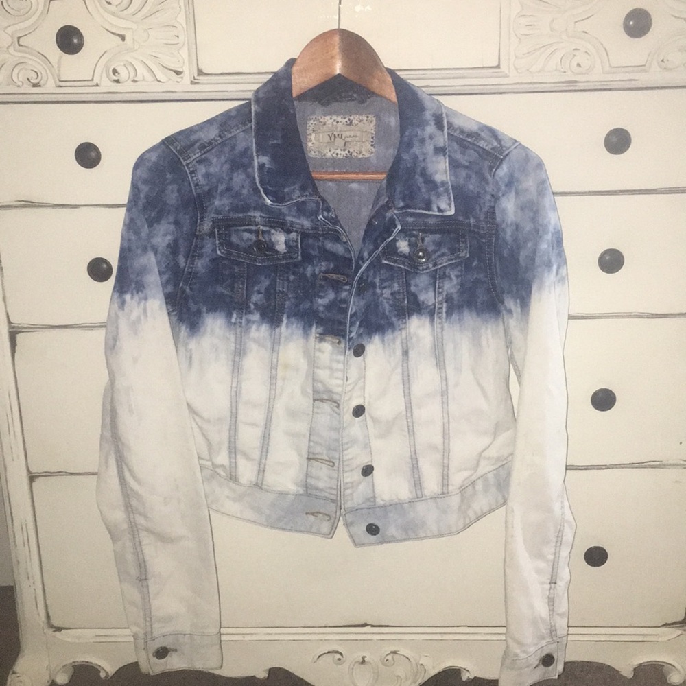 Acid wash jean jacket ✨